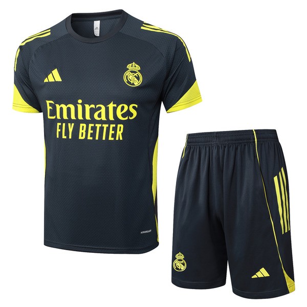 Real Madrid Träningsset med T-shirt 2025-26 - Shorts Svart Real Madrid Träningsset med T-shirt 2025-26 - Shorts Svart